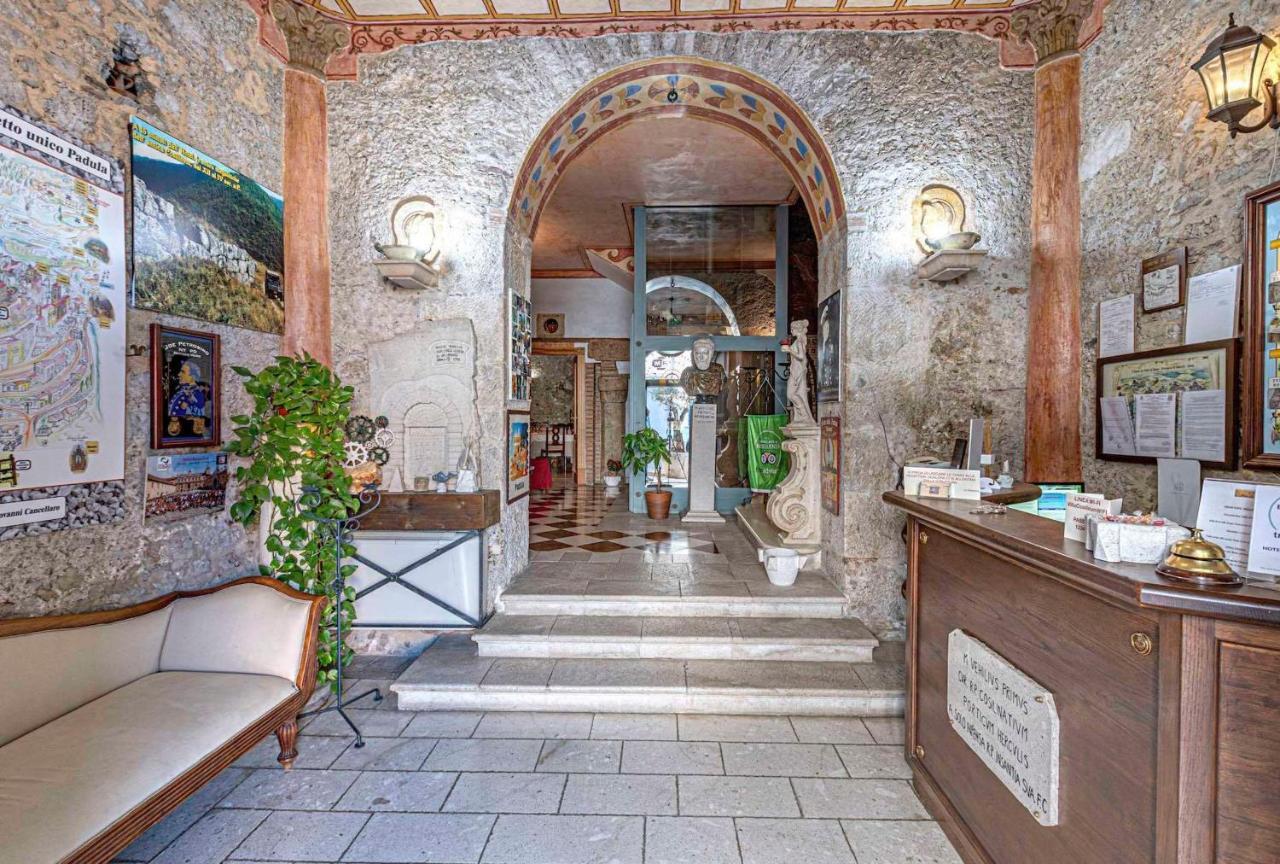 Villa Cosilinum パドゥーラ エクステリア 写真